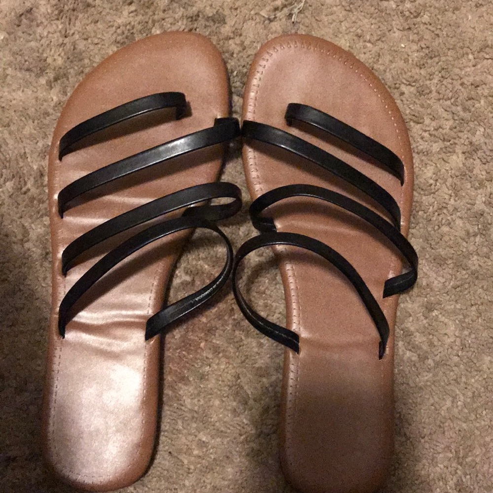 Sandals - Picture 2 of 3